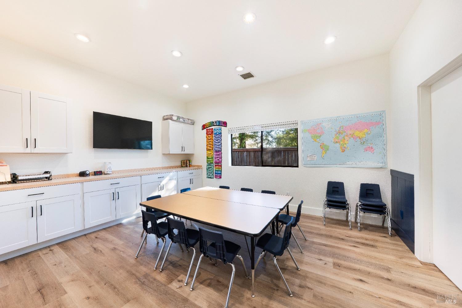 1363 Fulton Road Santa Rosa CA 95401