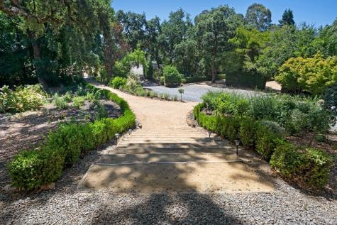 125 Cristo Lane Santa Rosa CA 95409