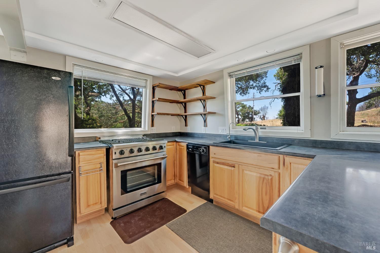 125 Cristo Lane Santa Rosa CA 95409