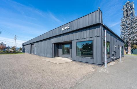 10342 Old Redwood Highway Windsor CA 95492