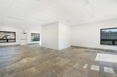 10342 Old Redwood Highway Windsor CA 95492