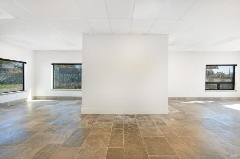 10342 Old Redwood Highway Windsor CA 95492