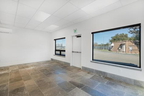 10342 Old Redwood Highway Windsor CA 95492