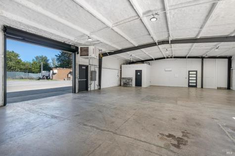 10342 Old Redwood Highway Windsor CA 95492