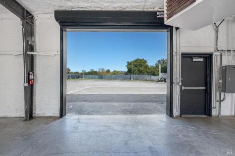 10342 Old Redwood Highway Windsor CA 95492