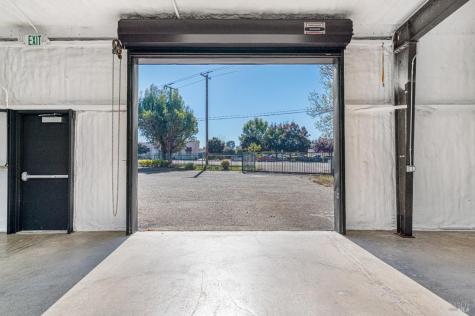 10342 Old Redwood Highway Windsor CA 95492