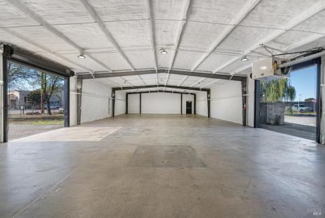 10342 Old Redwood Highway Windsor CA 95492