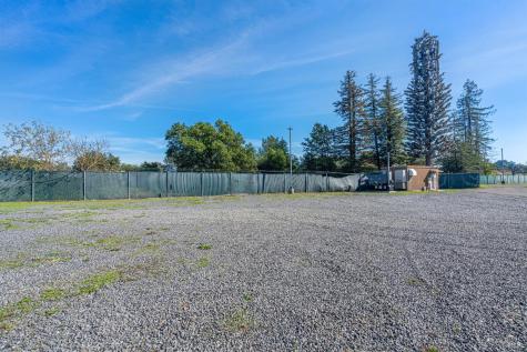 10342 Old Redwood Highway Windsor CA 95492