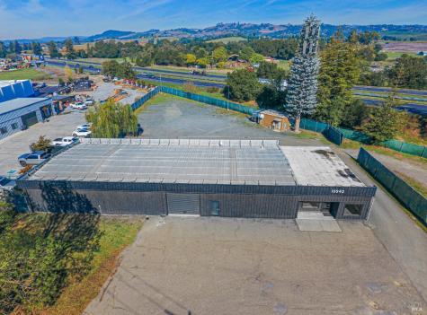 10342 Old Redwood Highway Windsor CA 95492