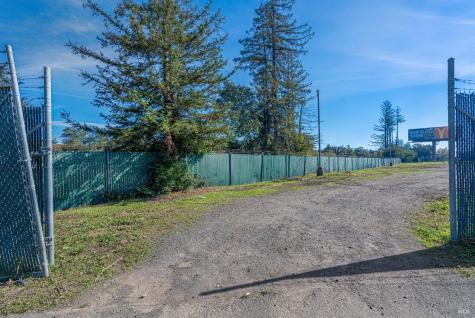 10342 Old Redwood Highway Windsor CA 95492