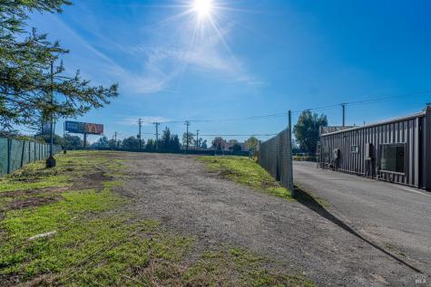 10342 Old Redwood Highway Windsor CA 95492