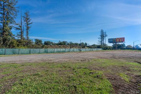 10342 Old Redwood Highway Windsor CA 95492