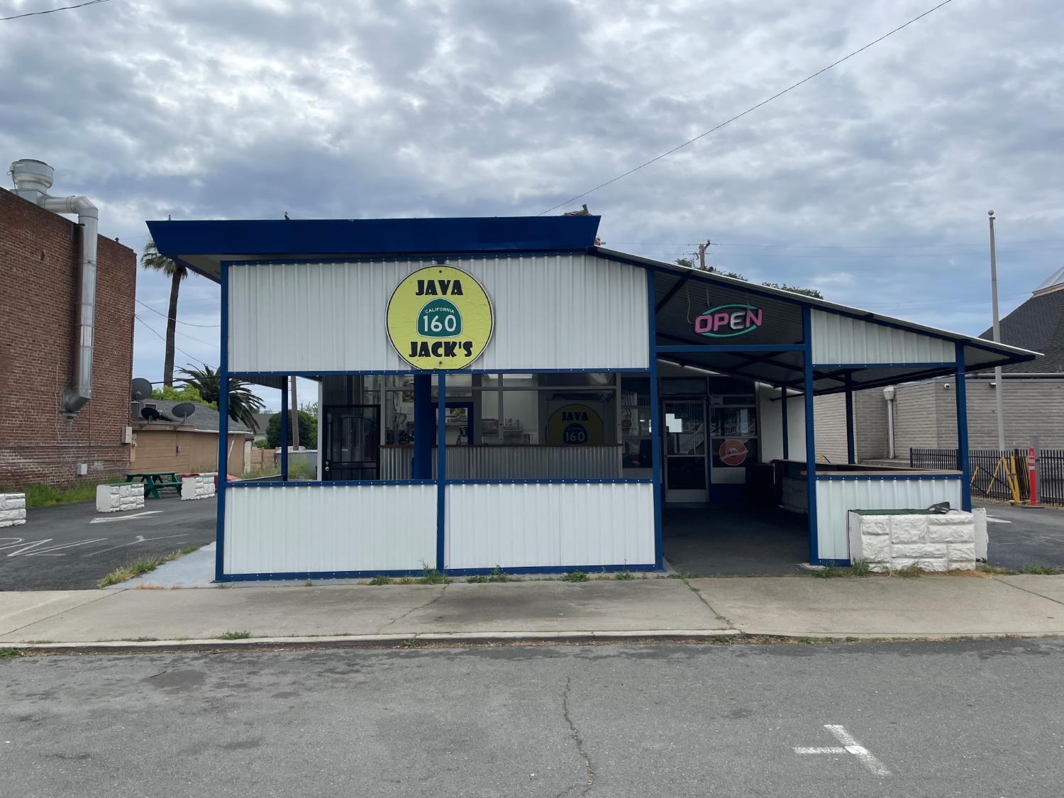 208 2nd Isleton CA 95641