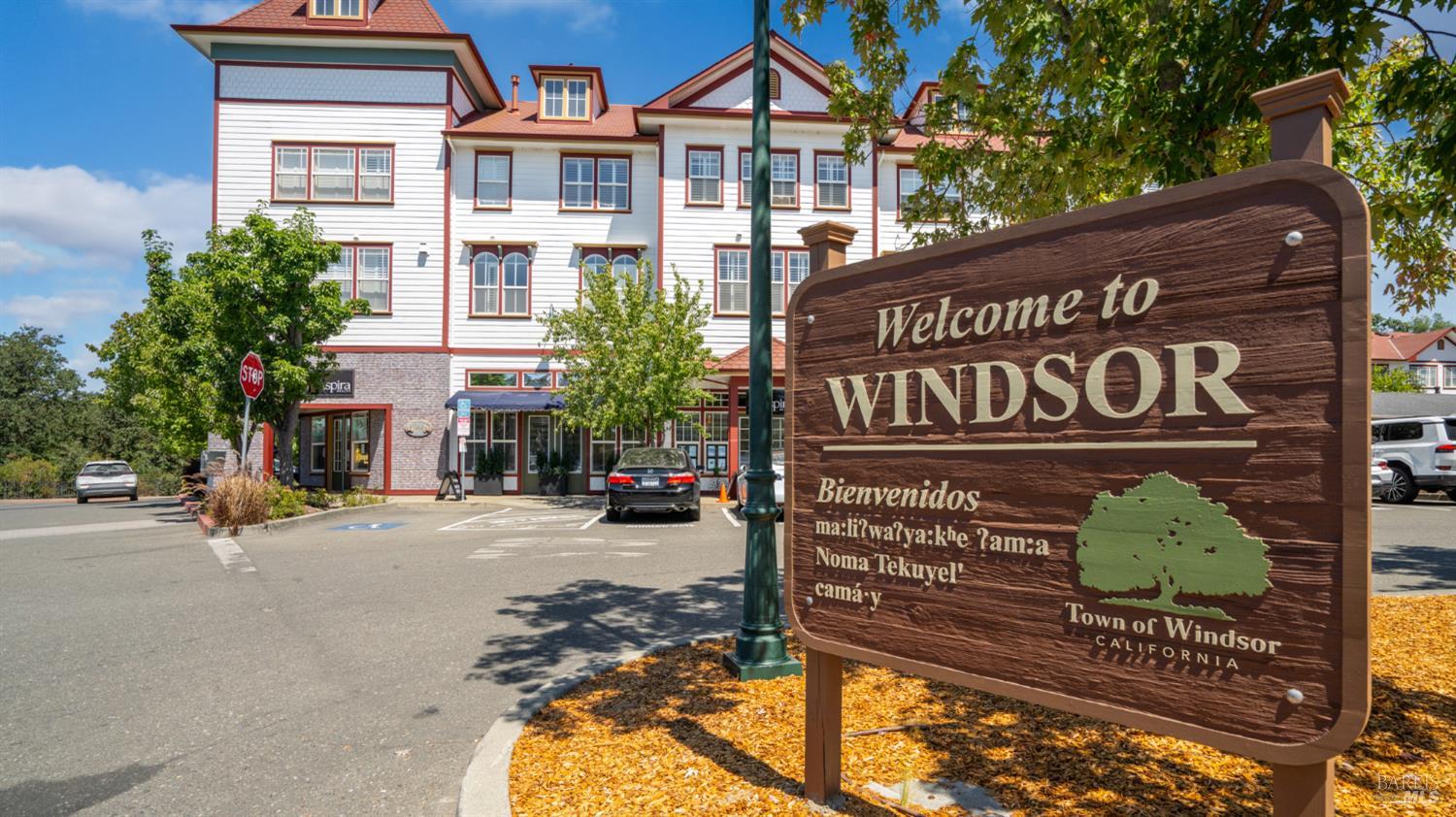 567 David Clayton Lane Windsor CA 95492