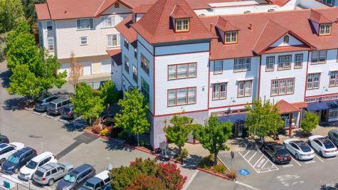 567 David Clayton Lane Windsor CA 95492