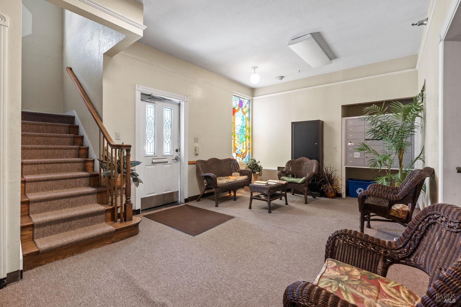 216 W Perkins Street Ukiah CA 95482