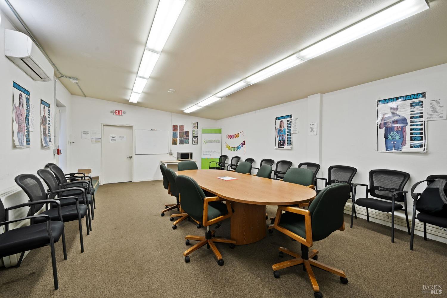 14092 Lakeshore Drive Clearlake CA 95422
