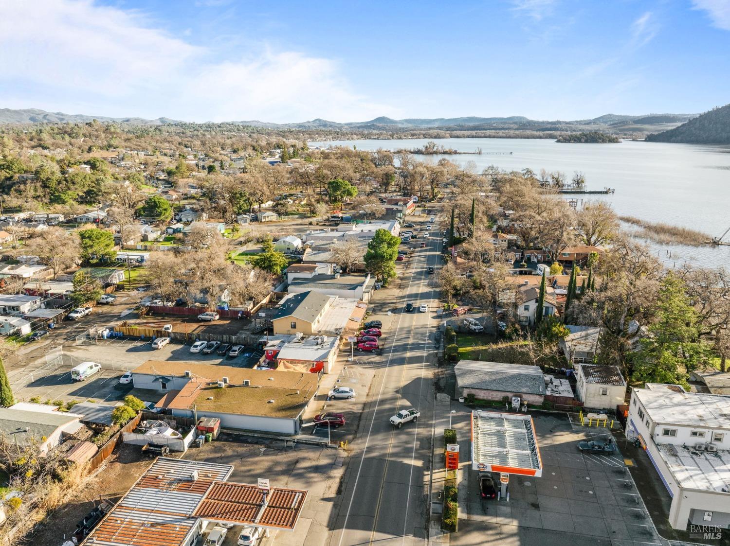 14092 Lakeshore Drive Clearlake CA 95422