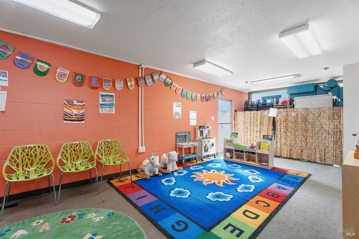102 Scott Street Ukiah CA 95482