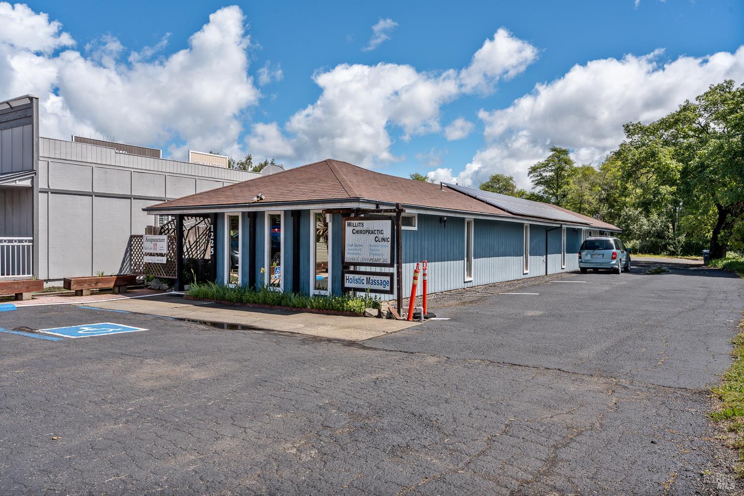 1225 S Main Street Willits CA 95490
