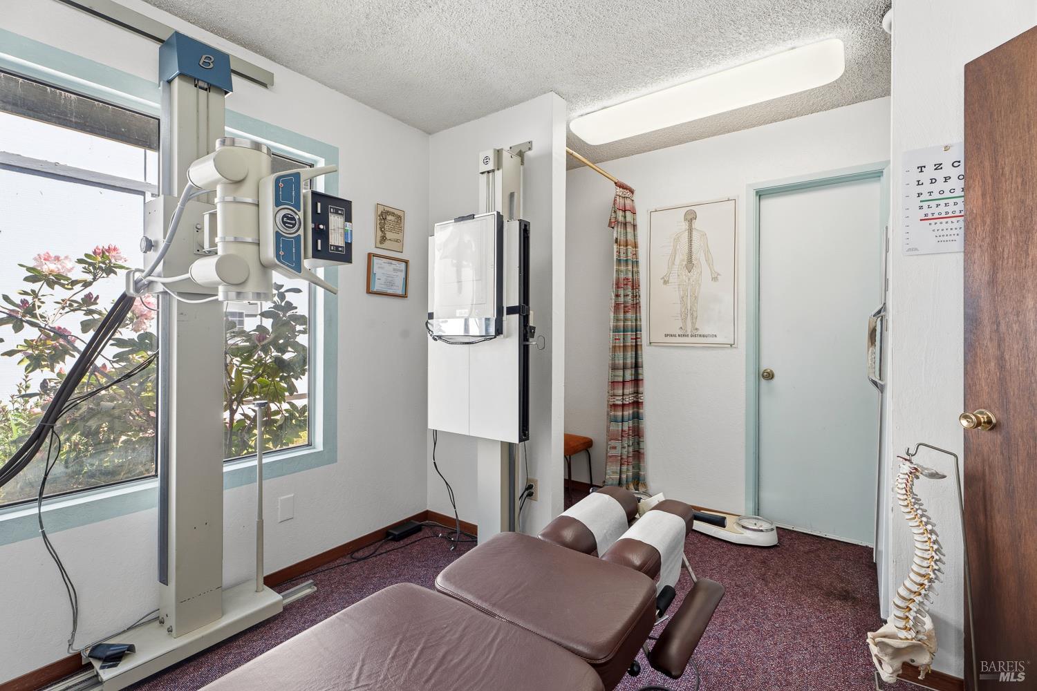 1225 S Main Street Willits CA 95490