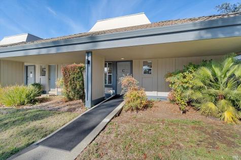 455 March Avenue Healdsburg CA 95448
