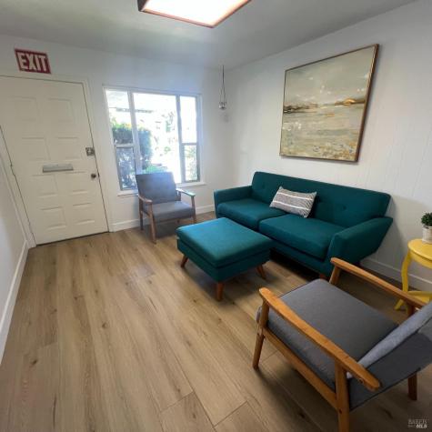 455 March Avenue Healdsburg CA 95448