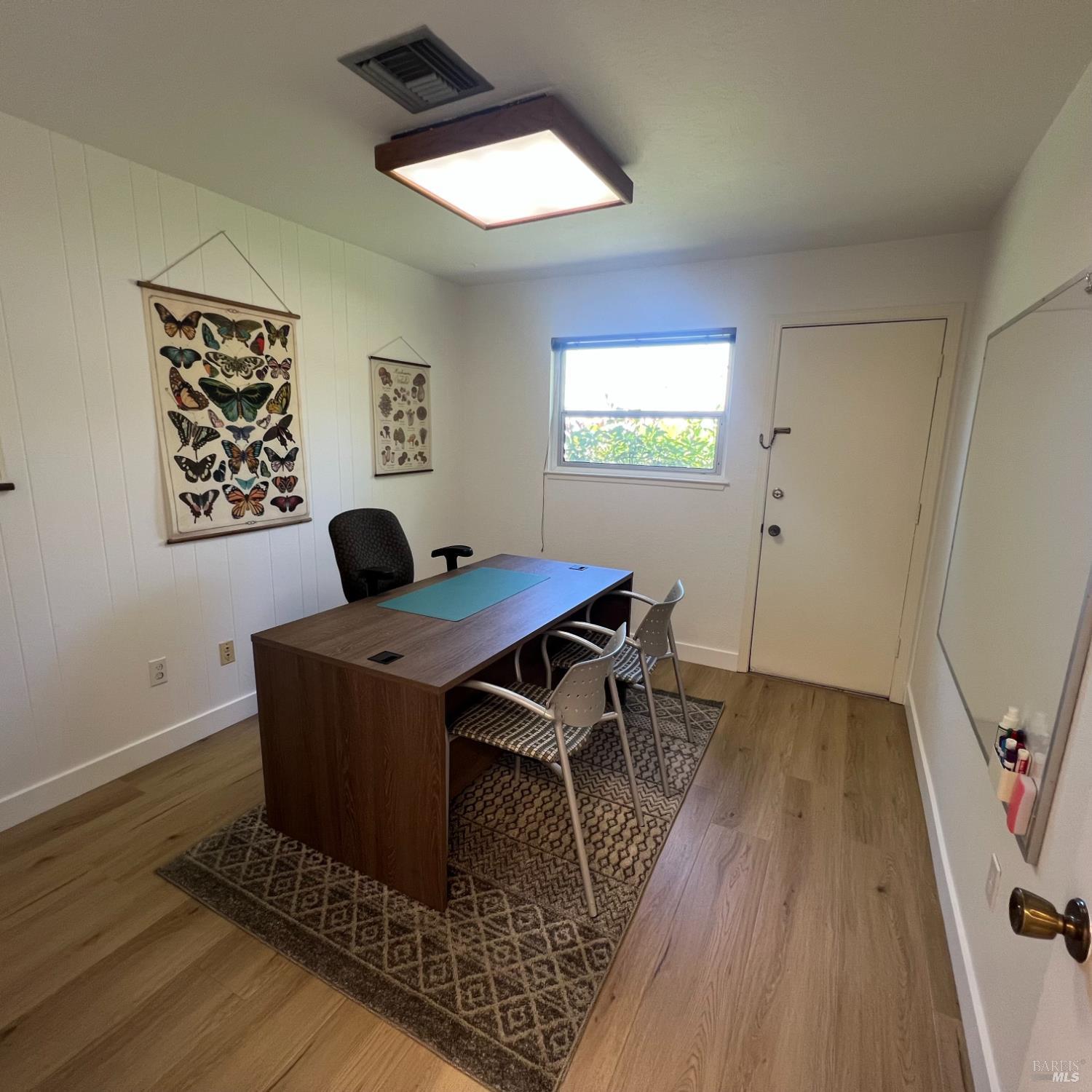 455 March Avenue Healdsburg CA 95448
