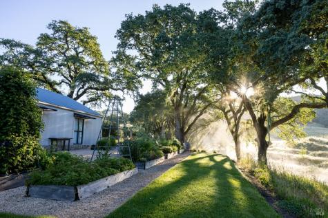 13414 Chalk Hill Road Healdsburg CA 95448