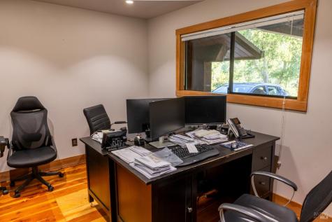 13414 Chalk Hill Road Healdsburg CA 95448