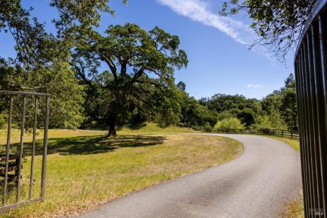 13414 Chalk Hill Road Healdsburg CA 95448