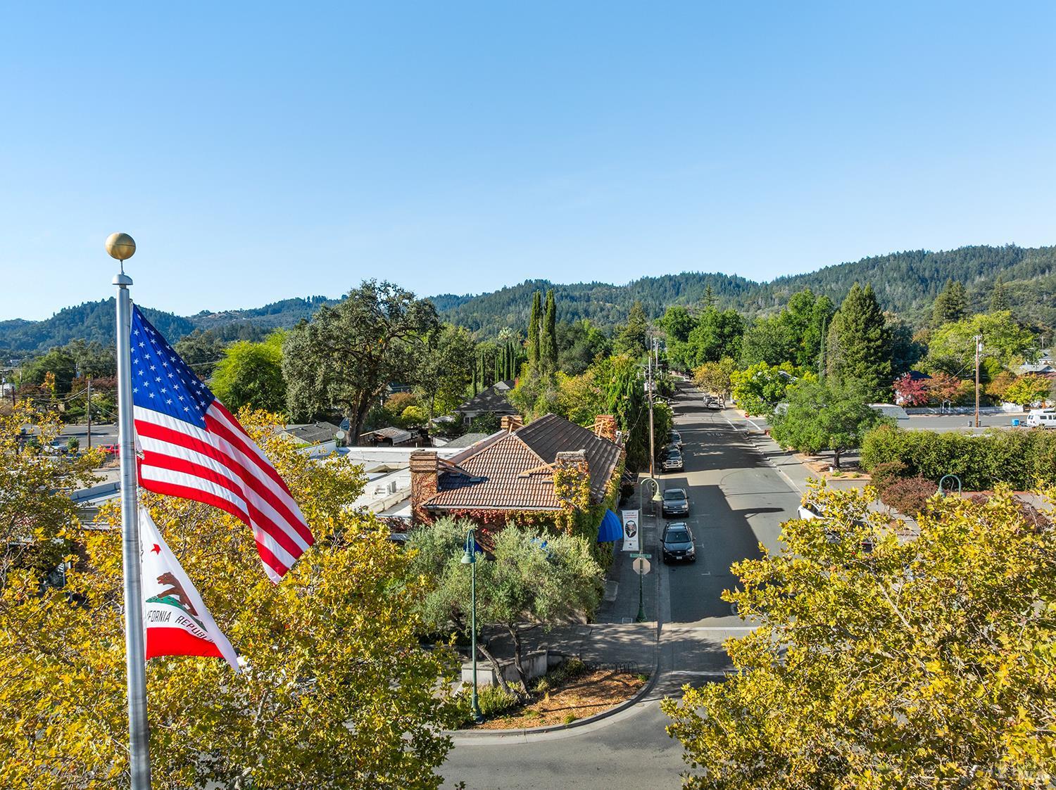 131 N Cloverdale Boulevard Cloverdale CA 95425