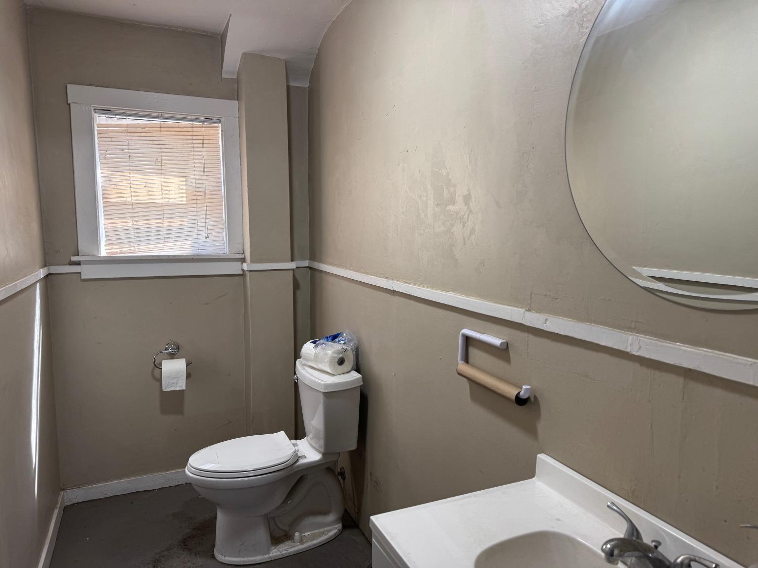 11 E Abbey Street Winters CA 95694