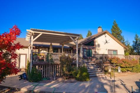 2208 Olivet Road Santa Rosa CA 95401