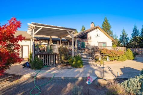 2208 Olivet Road Santa Rosa CA 95401