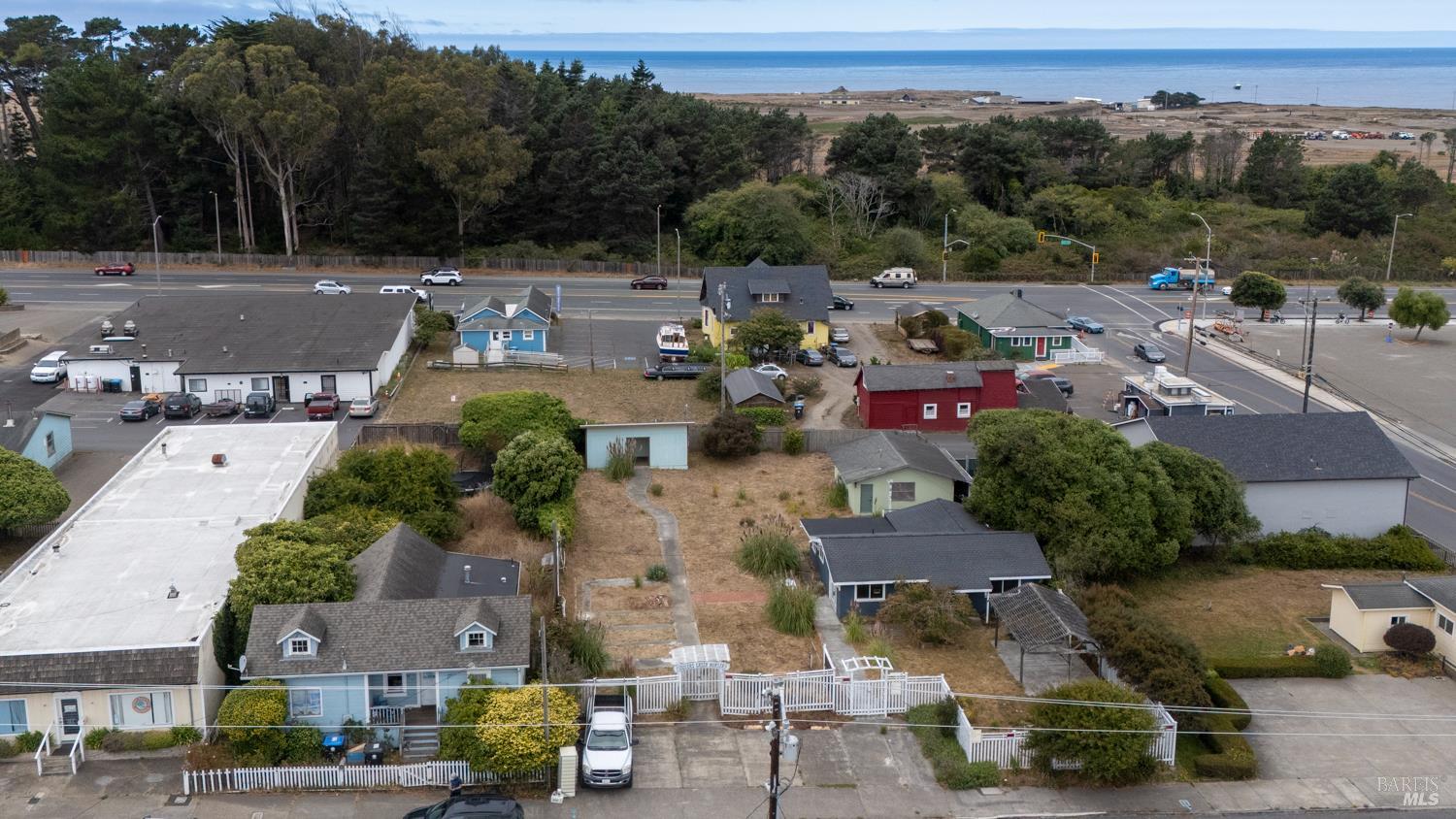 517 S Franklin Street Fort Bragg CA 96547