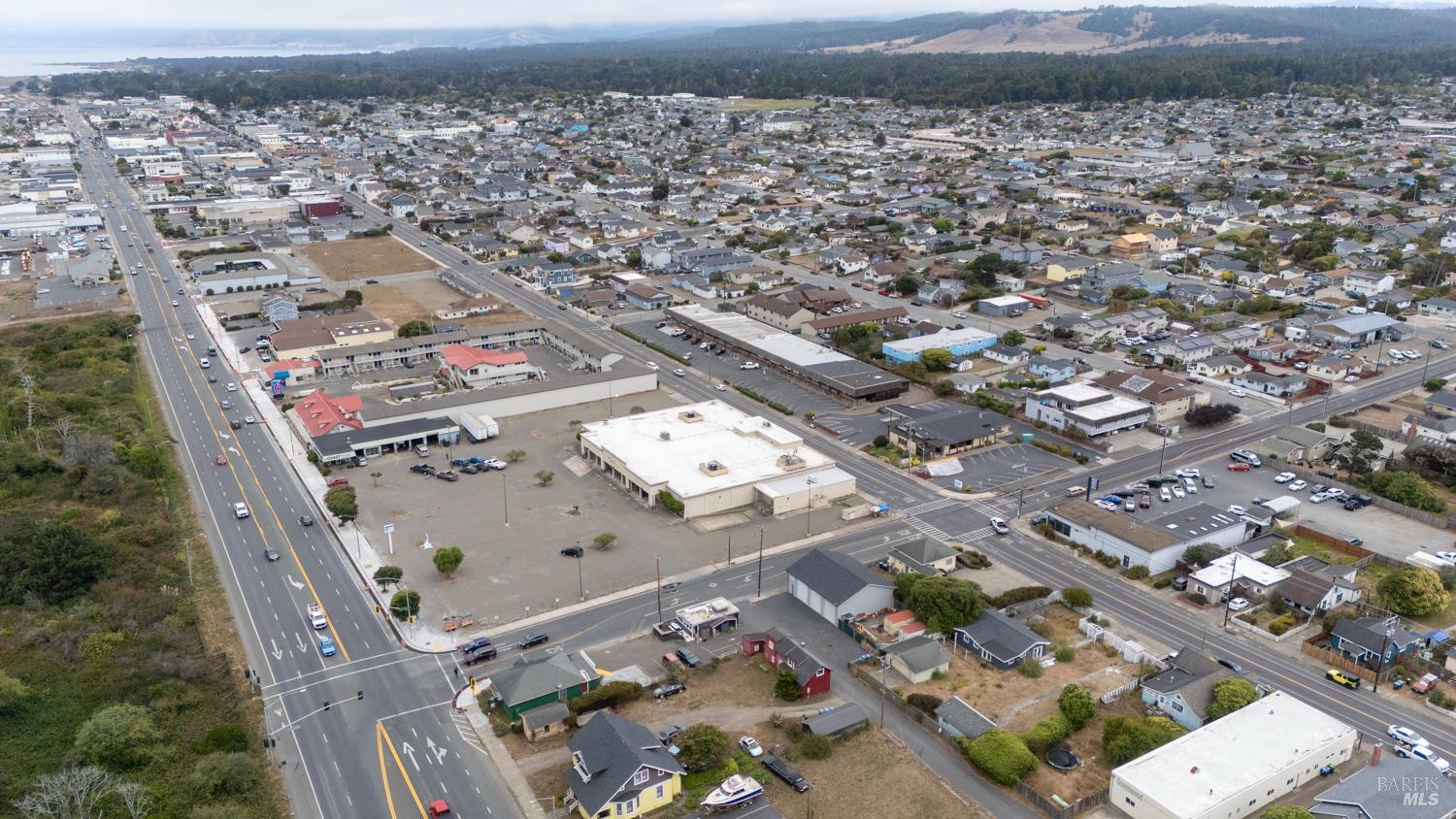 517 S Franklin Street Fort Bragg CA 96547