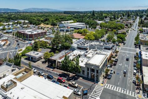 6957 Sebastopol Avenue Sebastopol CA 95472