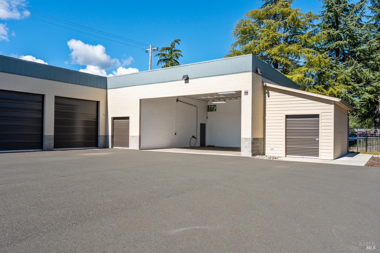 1117 Commerce Drive Ukiah CA 95482
