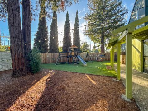 101 Wikiup Drive Santa Rosa CA 95403