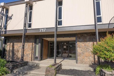 717 College Avenue Santa Rosa CA 95404