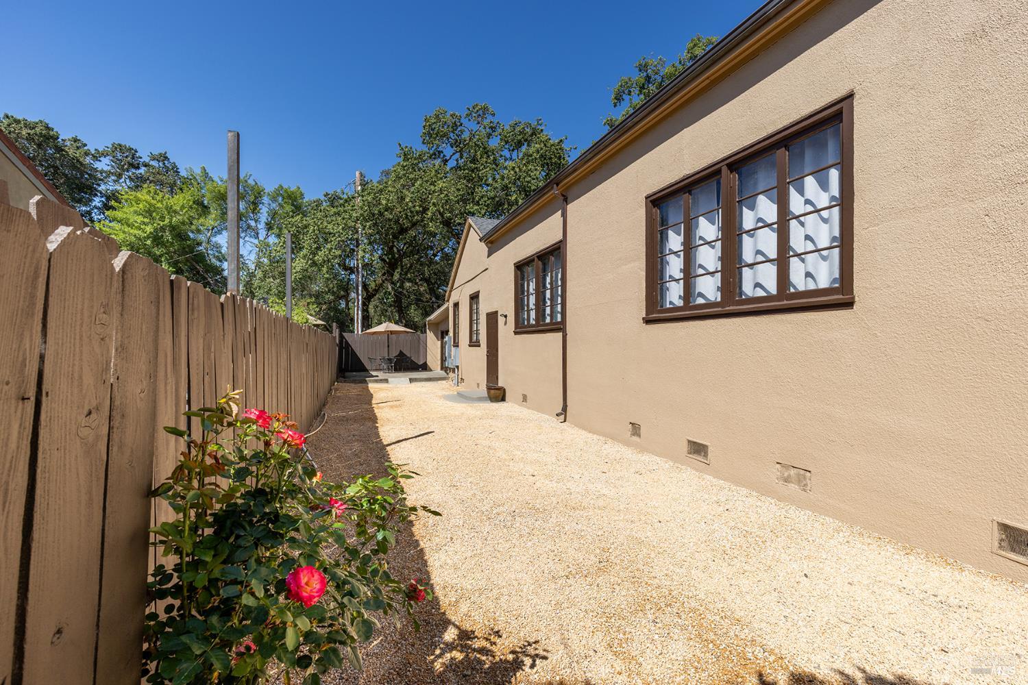 115 Main Street St. Helena CA 94574