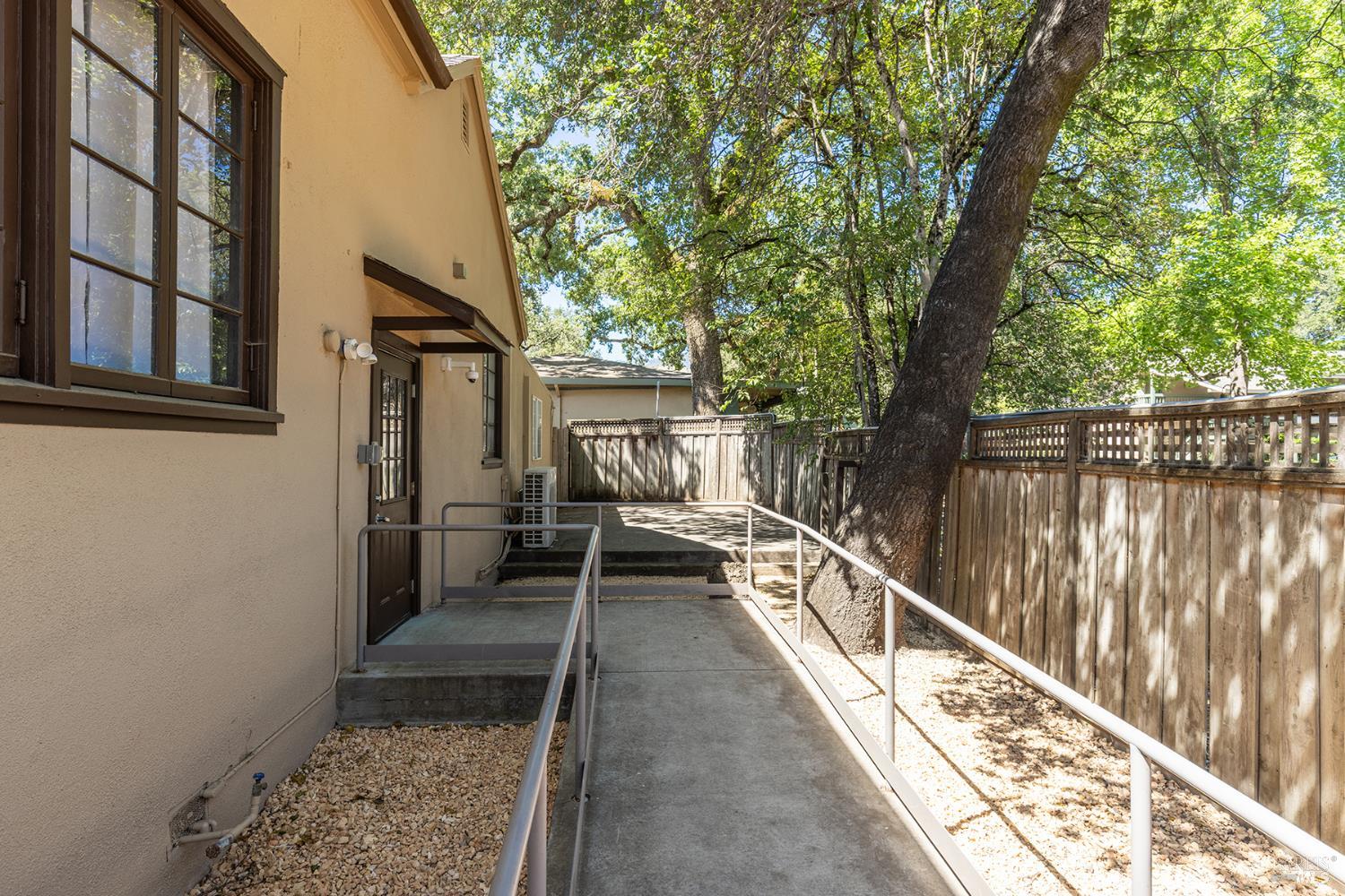 115 Main Street St. Helena CA 94574