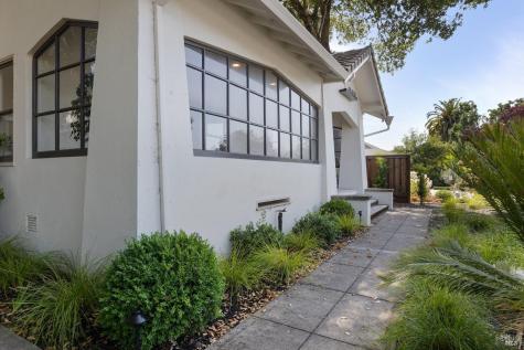 369 W Napa Street Sonoma CA 95476