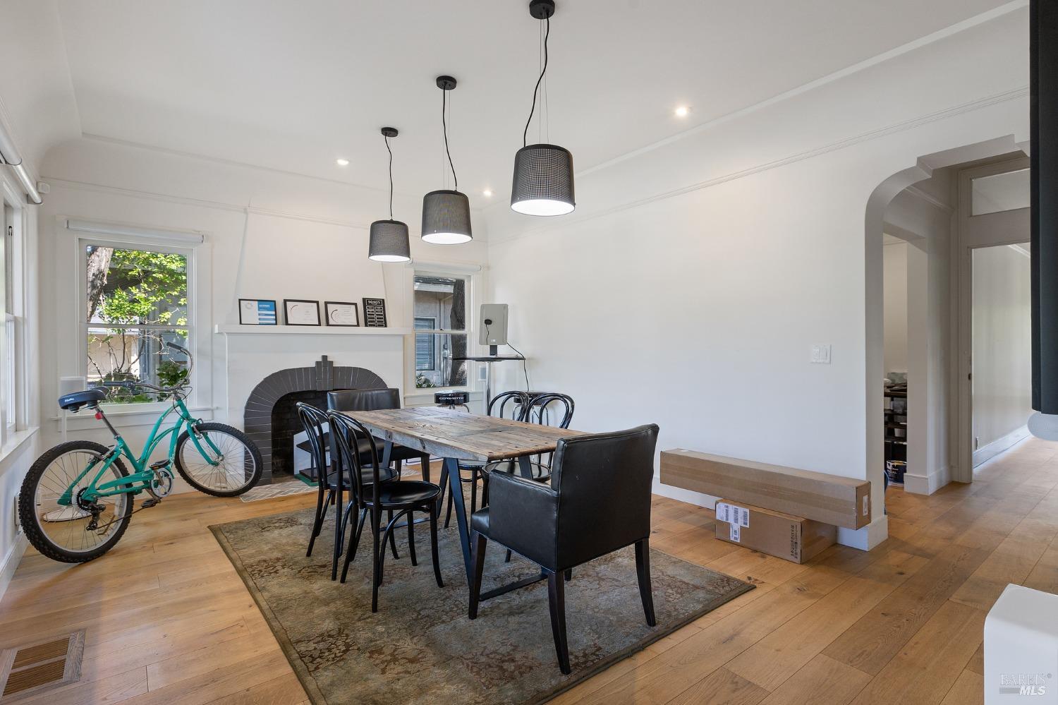 369 W Napa Street Sonoma CA 95476