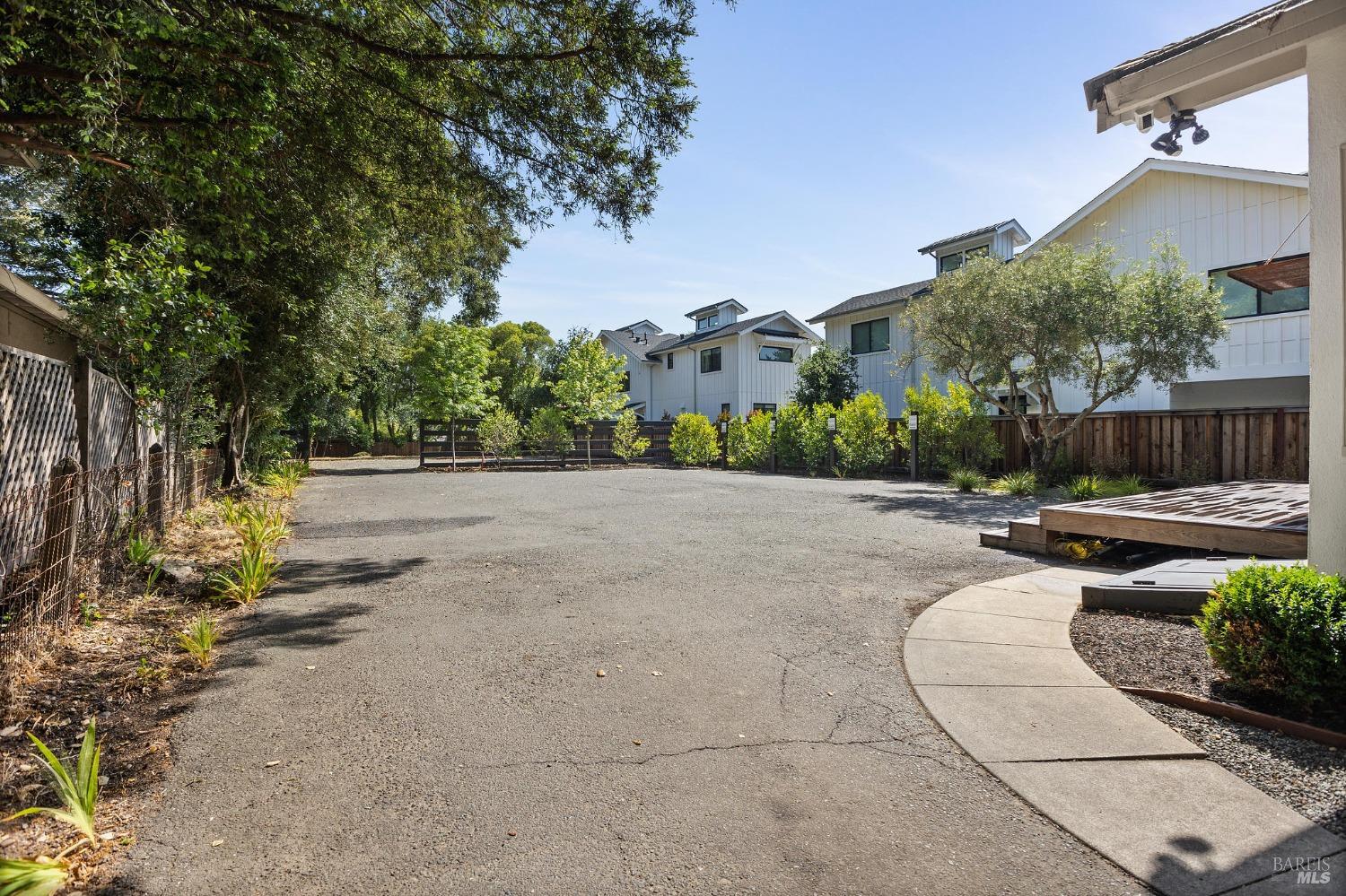 369 W Napa Street Sonoma CA 95476