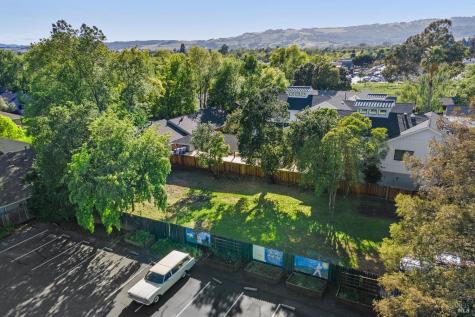 369 W Napa Street Sonoma CA 95476