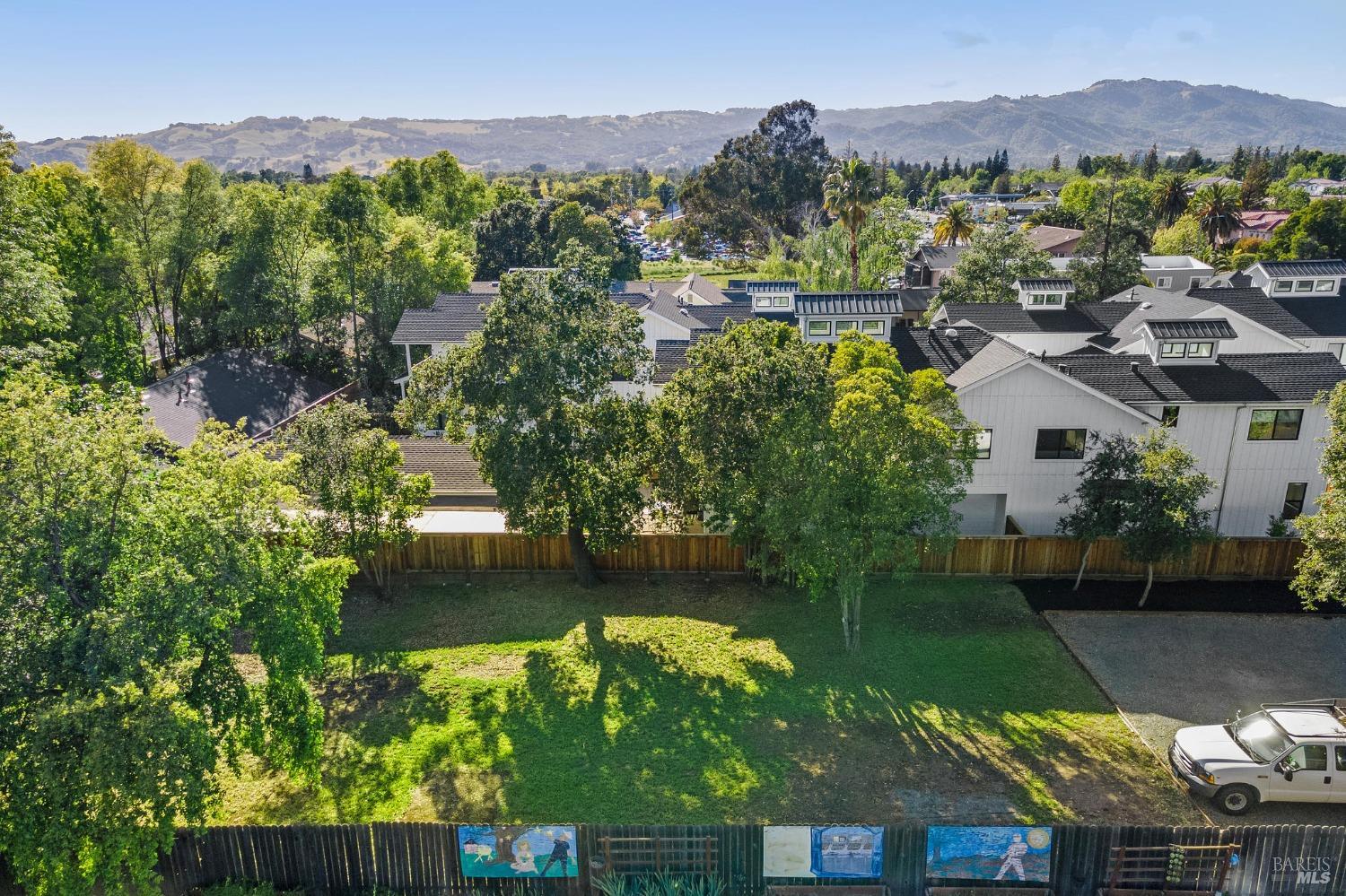 369 W Napa Street Sonoma CA 95476