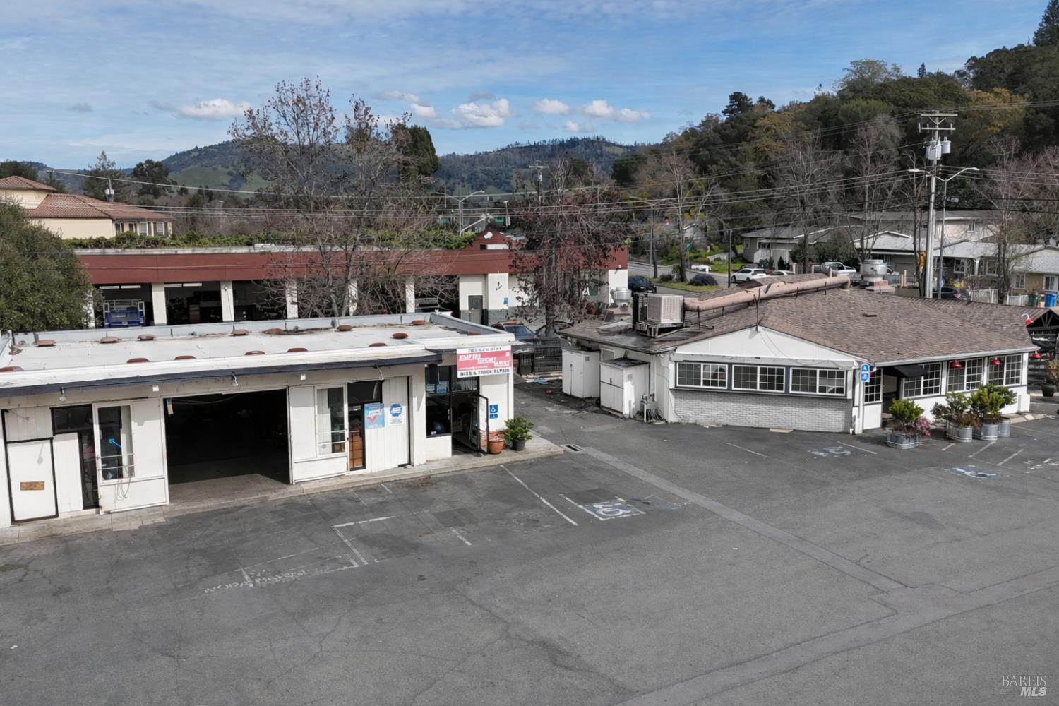 4323-4325 Montgomery Drive Santa Rosa CA 95405