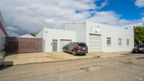 1145 Petaluma Hill Road Santa Rosa CA 95404